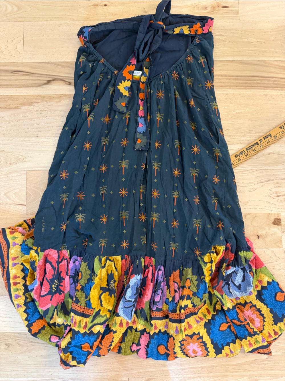 Farm Rio dress size large - Picture 5 of 6